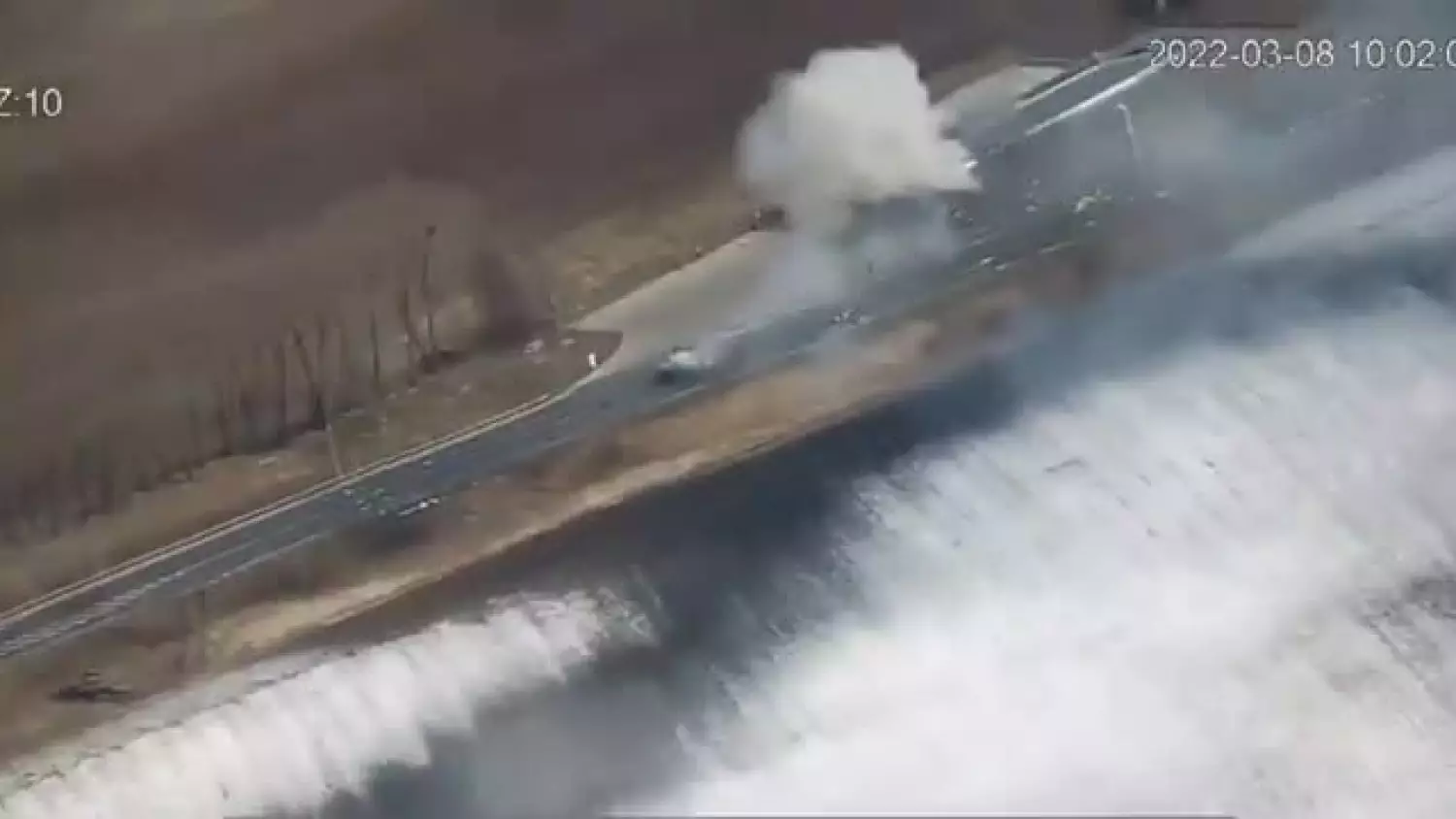 Ювелірна-робота-нашої-артилерії-по-ворожим-танкам-в-районі-н.п.-Бородянка