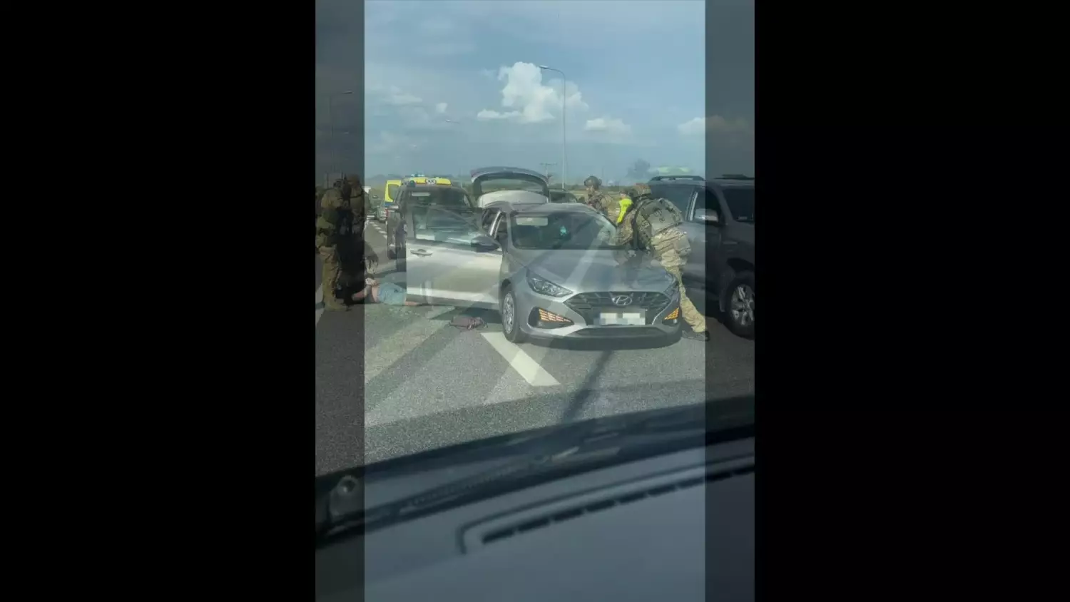 443-301006-716e0d8.mp4