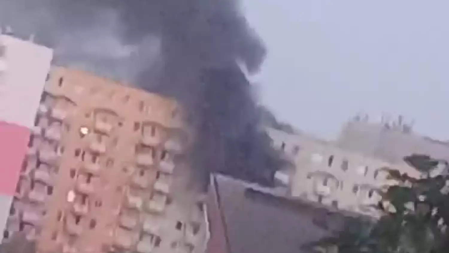 Pożar mieszkania na Popiełuszki w Rzeszowie [WIDEO]