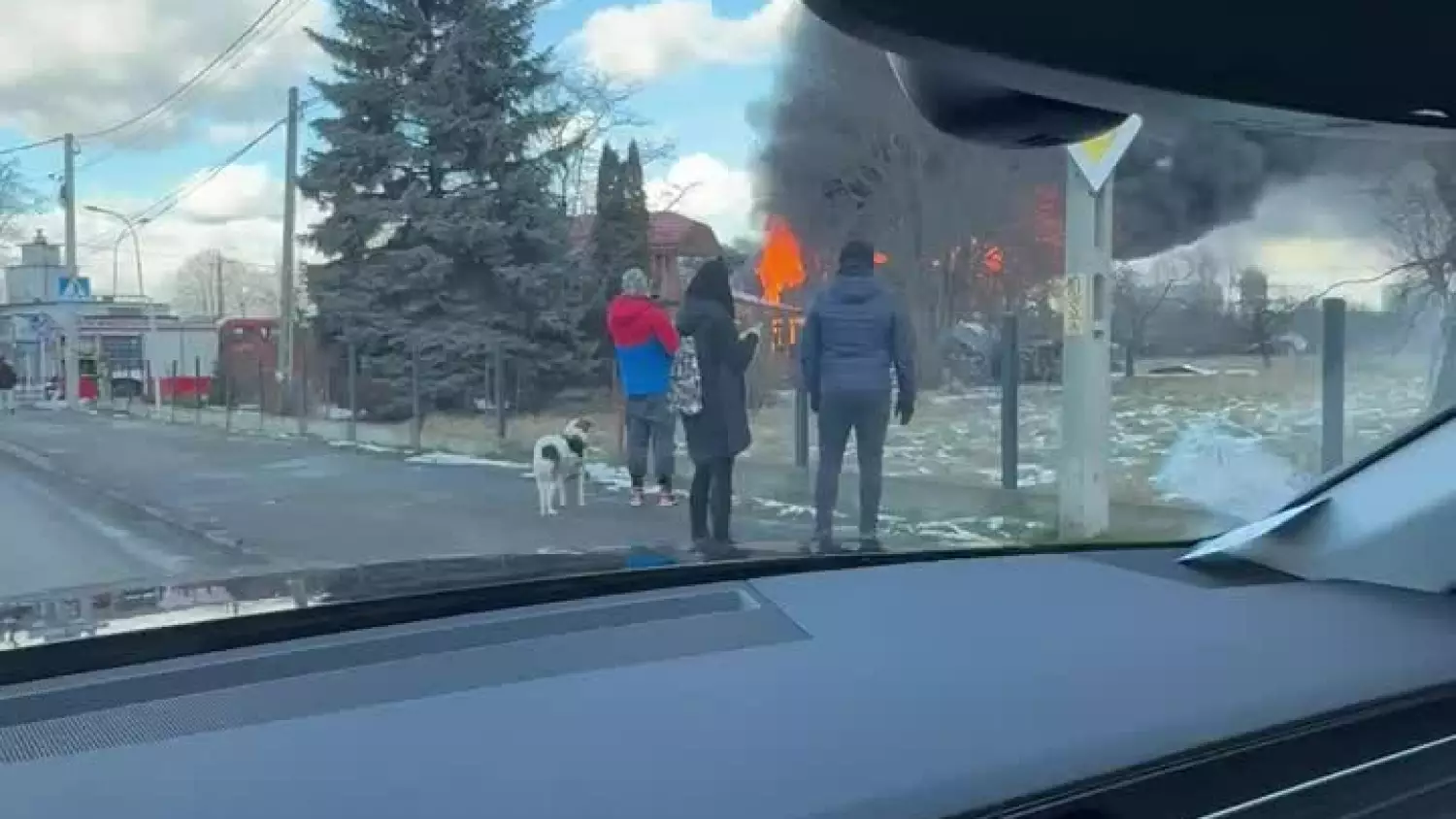 Pożar budynku na Drabiniance [WIDEO]